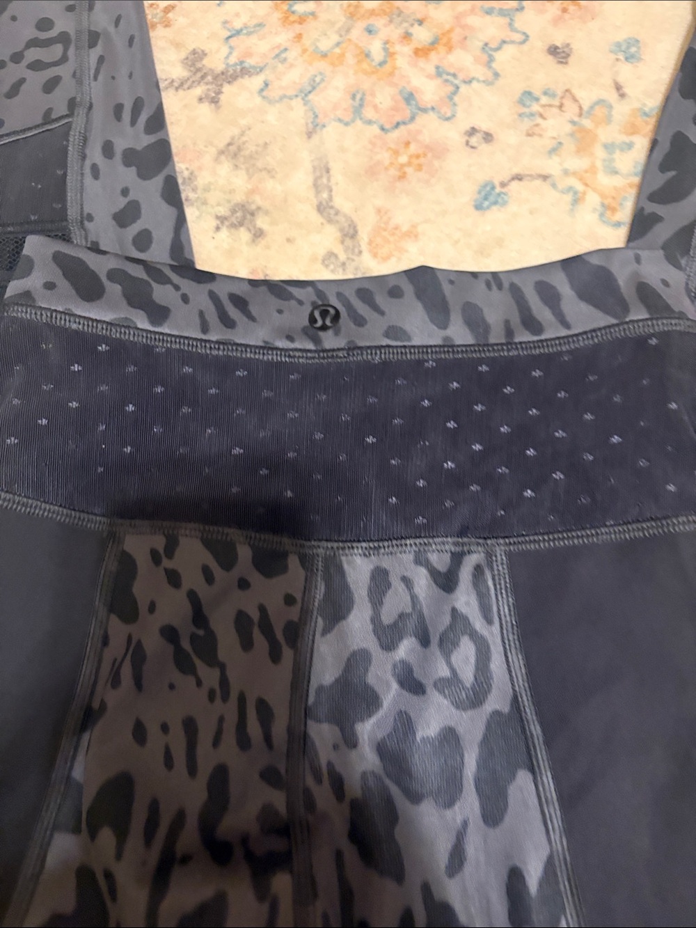 Lululemon Just Breathe Pant
Animal Swirl Deep Coal Light / Black. Size 2